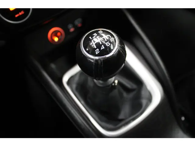 Fiat Tipo 1.4 16V Lounge 2016 Benzine 23