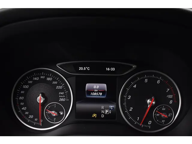 Mercedes-Benz B-Klasse 180 NIGHT-pakket 2017 Benzine 8