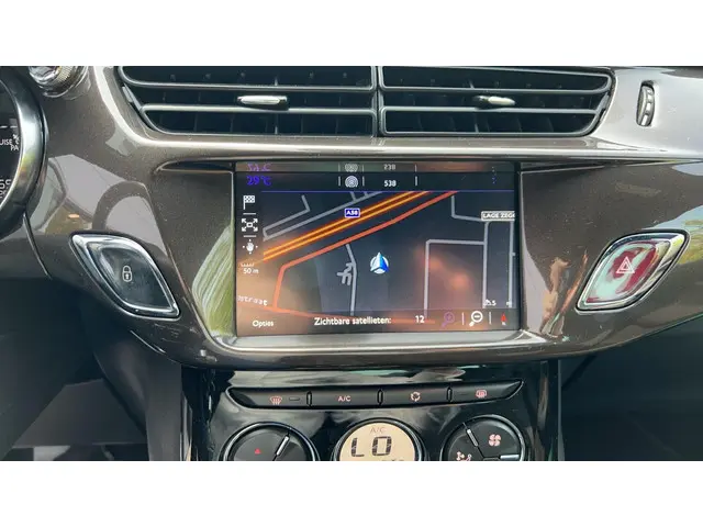 DS DS 3 1.2 PureTech So Chic navi LM org NL 2017 Benzine 5