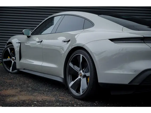 Porsche Taycan 79 kWh 2021 Elektrisch 59