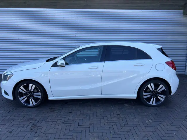 Mercedes-Benz A-Klasse 180 2012 Benzine 4