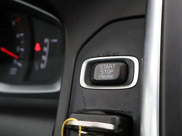 Volvo XC60 2.0 D4 180 PK AUT. EURO 6 - ORIG. NL 2014 Diesel 37