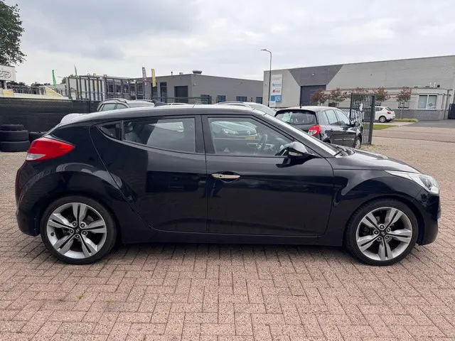 Hyundai Veloster 1.6 GDI i-Catcher 2012 Benzine 6