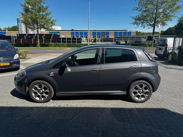 Fiat Punto Evo 0.9 TwinAir Racing 2015 Benzine 8