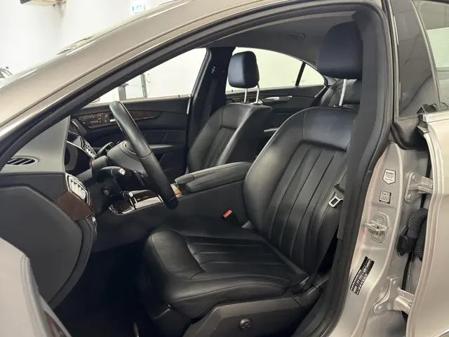 Mercedes-Benz CLS 350 2012 Benzine 10