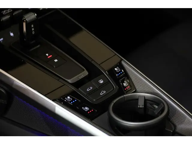 Porsche 911 3.0 Carrera S 2022 Benzine 18