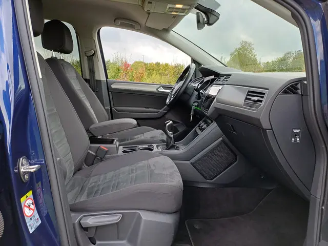 Volkswagen Touran 1.5 TSI Highline 7-Pers. 2020 Benzine 47