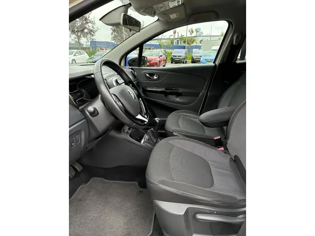 Renault Captur 0.9 TCe Dynamique 2016 Benzine 37
