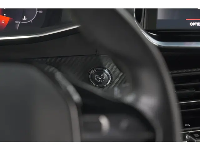 Peugeot 2008 PureTech 130 GT-Line 2020 Benzine 43