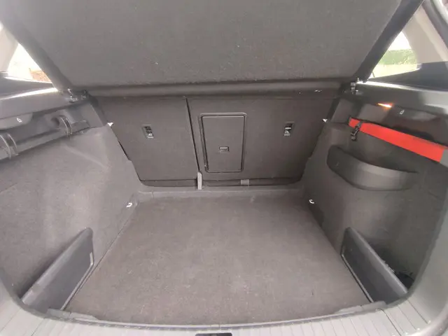 Škoda Karoq 1.0 TSI Business Edition 2021 Benzine 23