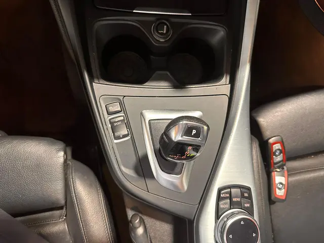 BMW 1 Serie 116i High Executive 2015 Benzine 35