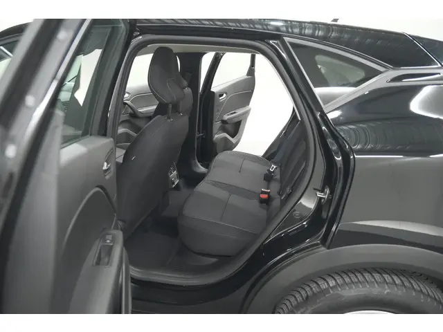 Renault Captur TCe 90 Evolution 2023 Benzine 25