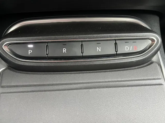 Jeep Avenger Summit 54 kWh 2023 Elektrisch 21