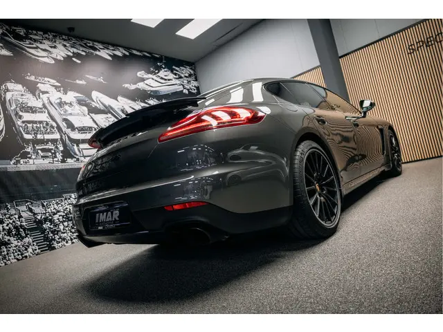 Porsche Panamera 4.8 GTS 2015 Benzine 11