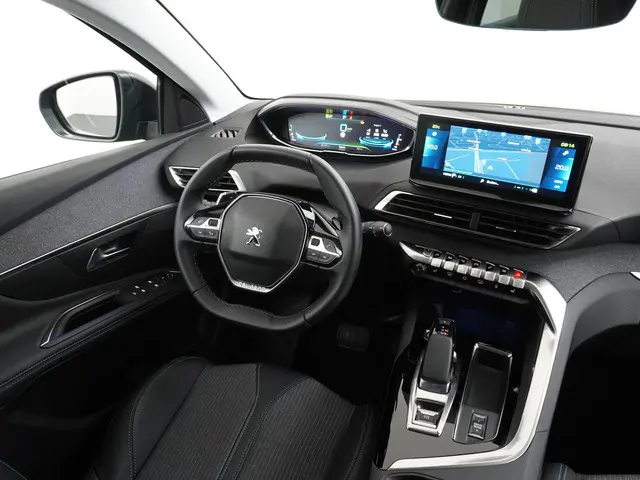 Peugeot 3008 1.6 HYbrid 225 Allure 2022 Hybride Benzine 23