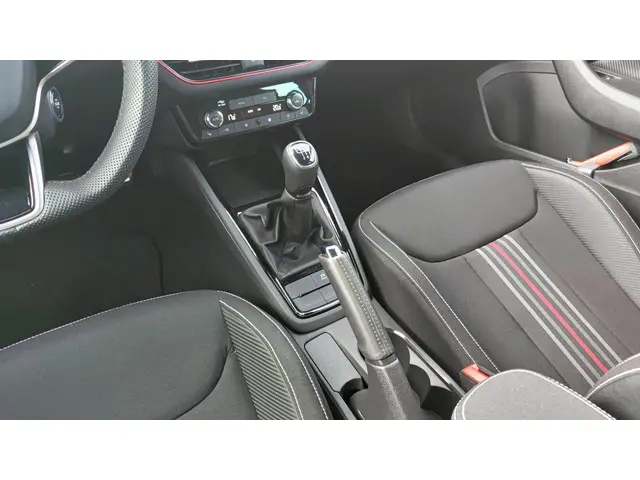 Škoda Kamiq 1.0 TSI Monte Carlo 2025 Benzine 14