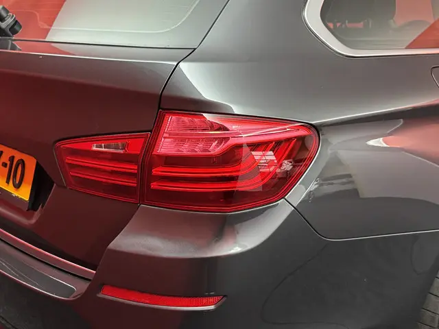 BMW 5 Serie Touring 520i Luxury Edition 2014 Benzine 26