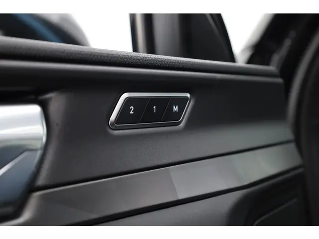 Lynk & Co 01 1.5 2023 Hybride Benzine 9