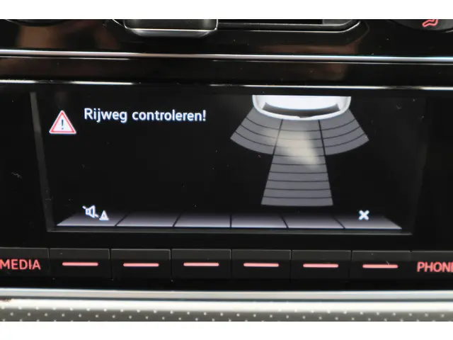 Volkswagen up! 1.0 BMT high up! 2018 Benzine 30