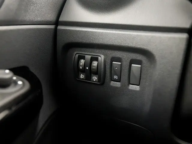 Renault Captur 0.9 TCe Dynamique Sport 2017 Benzine 23