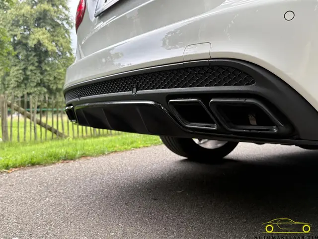 Mercedes-Benz C-Klasse Estate AMG 63 2016 Benzine 59