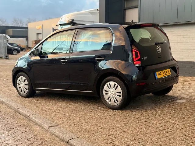 Volkswagen up! 2