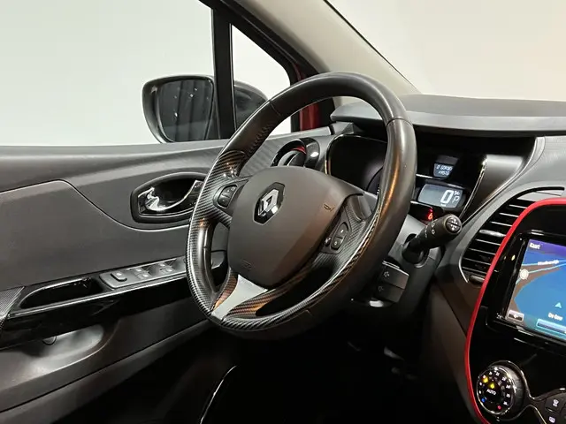 Renault Captur 1.2 TCe Helly Hansen 2015 Benzine 34