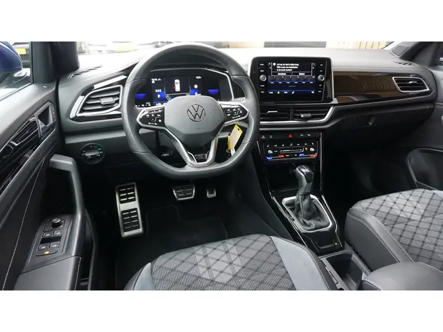 Volkswagen T-Roc 1.5 TSI 150pk DSG 2x R-Line 2022 Benzine 9