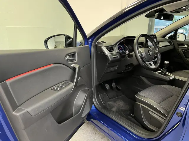 Renault Captur 1.3 TCe 140 Intens 2021 Benzine 13