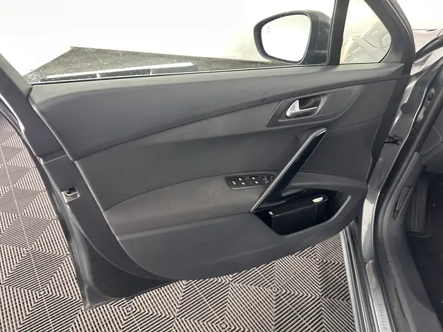 Peugeot 508 1.6 e-THP Première 2015 Benzine 21