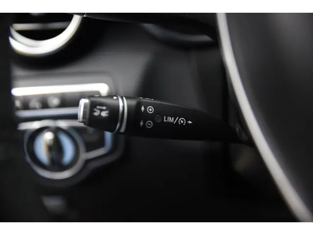 Mercedes-Benz GLC AMG 63 S 4MATIC+ 2018 Benzine 28