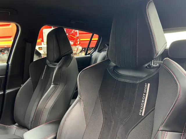 Peugeot 308 1.6 e-THP GTi 250 2016 Benzine 18