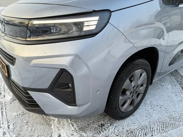 Opel Combo 1.5 BlueHDi 130 Pk Automaat 2024 Diesel 30