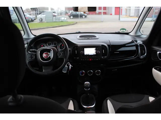 Fiat 500L 0.9 TwinAir Trekking 2013 Benzine 26