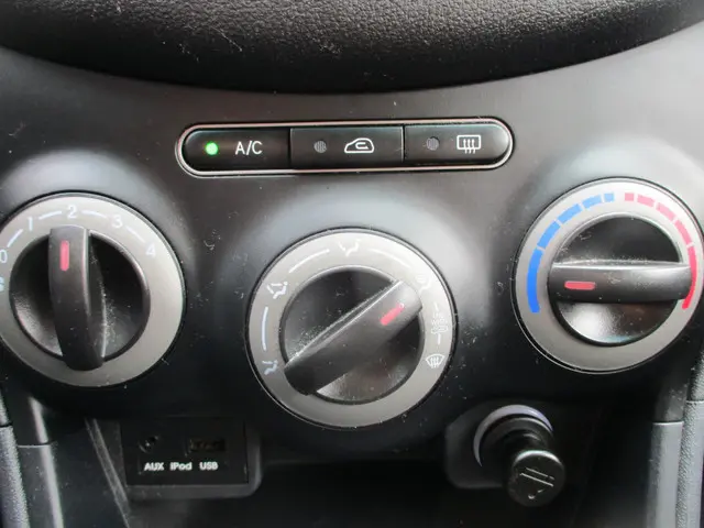 Hyundai i10 78.000 km Airco 2012 Benzine 9