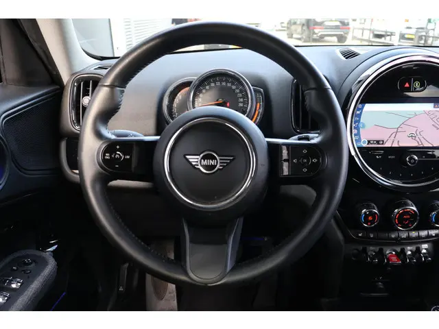 MINI Countryman Mini 1.5 Business Edition 2022 Benzine 24