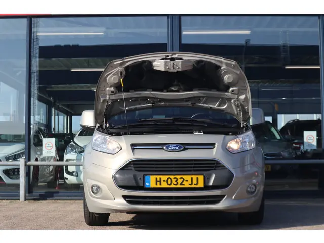 Ford Tourneo Connect Compact 1.0 Titanium 2015 Benzine 12