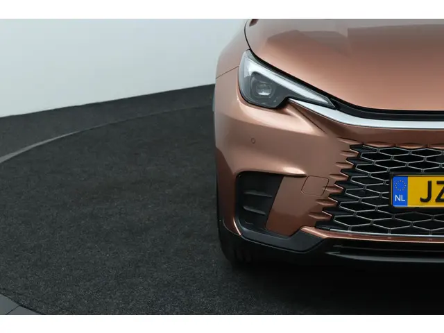 Lexus LBX Business Line 2WD 2026 Hybride Benzine 34