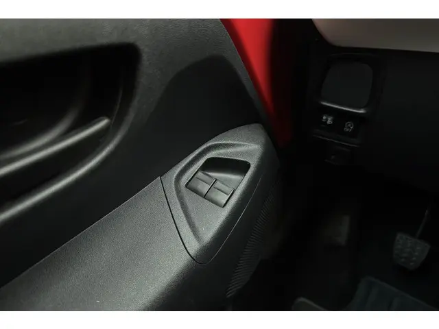 Peugeot 108 1.0 e-VTi Envy 2016 Benzine 14