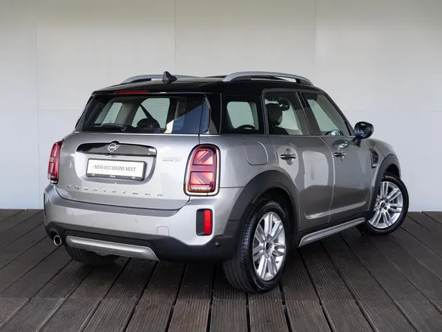 MINI Countryman Cooper Aut. 2023 Benzine 2