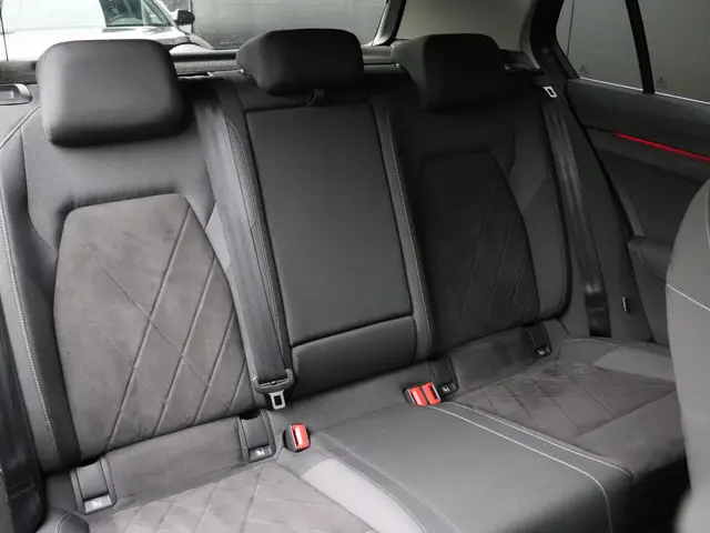 Volkswagen Golf 1.4 eHybrid 2021 Hybride Benzine 18