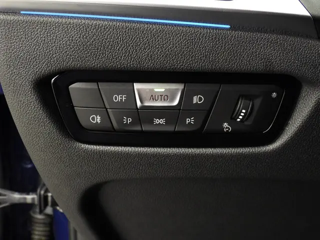 BMW 3 Serie Touring 320e 2023 Hybride Benzine 21