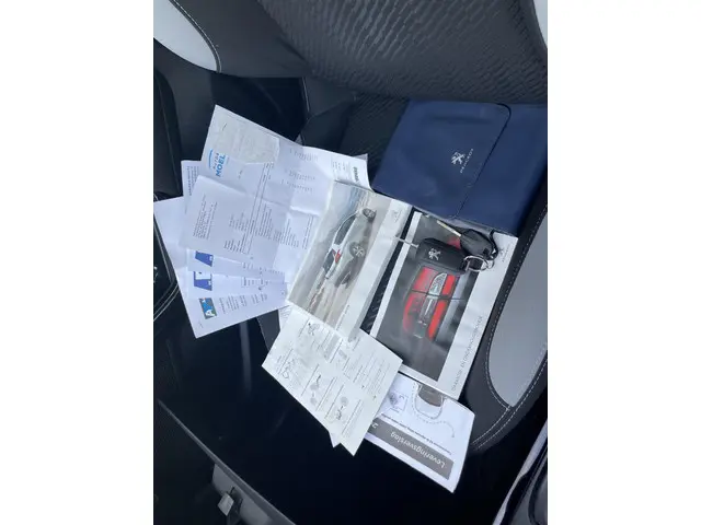 Peugeot 2008 1.2 PureTech Access 2014 Benzine 26