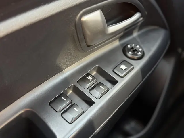 Kia Rio 1.2 CVVT Comfort Pack 2014 Benzine 23