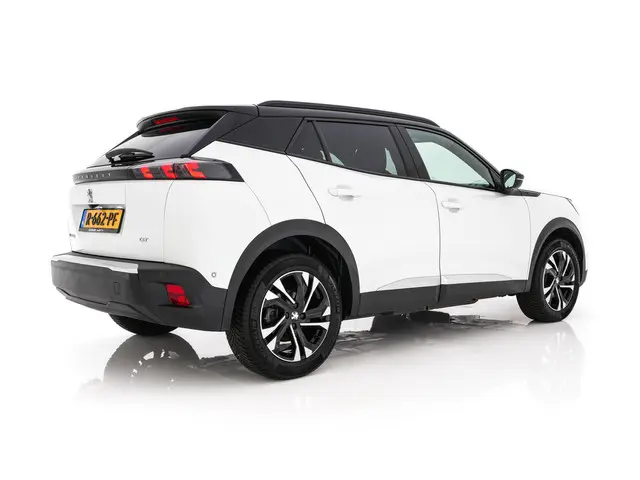 Peugeot e-2008 EV GT 50 kWh {SOH-91%} 2021 Elektrisch 6