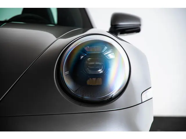 Porsche 911 3.0 Carrera 4 GTS 2022 Benzine 23