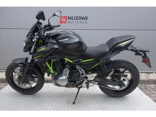 Kawasaki Z650 ABS 2019 Benzine 15