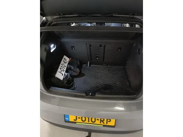 Volkswagen ID.3 First Plus 58 kWh 2020 Elektrisch 4