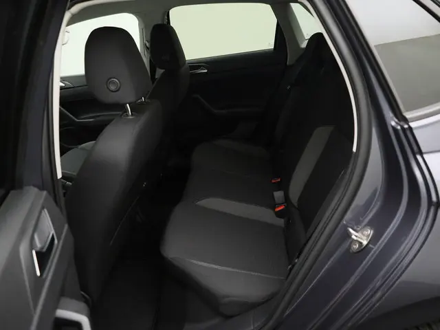 Volkswagen Polo 1.0TSI/95PK Life 2023 Benzine 17