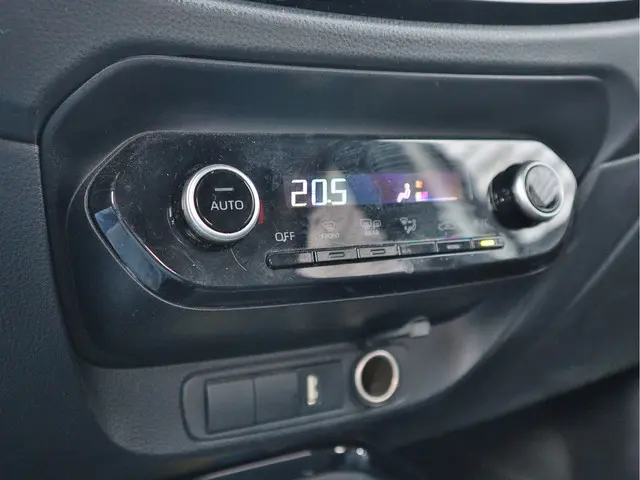 Toyota Aygo X 1.0 VVT-i MT Envy 2022 Benzine 19